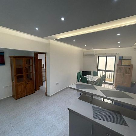 No 6 Poseidon Apartment Saint Julian's 外观 照片