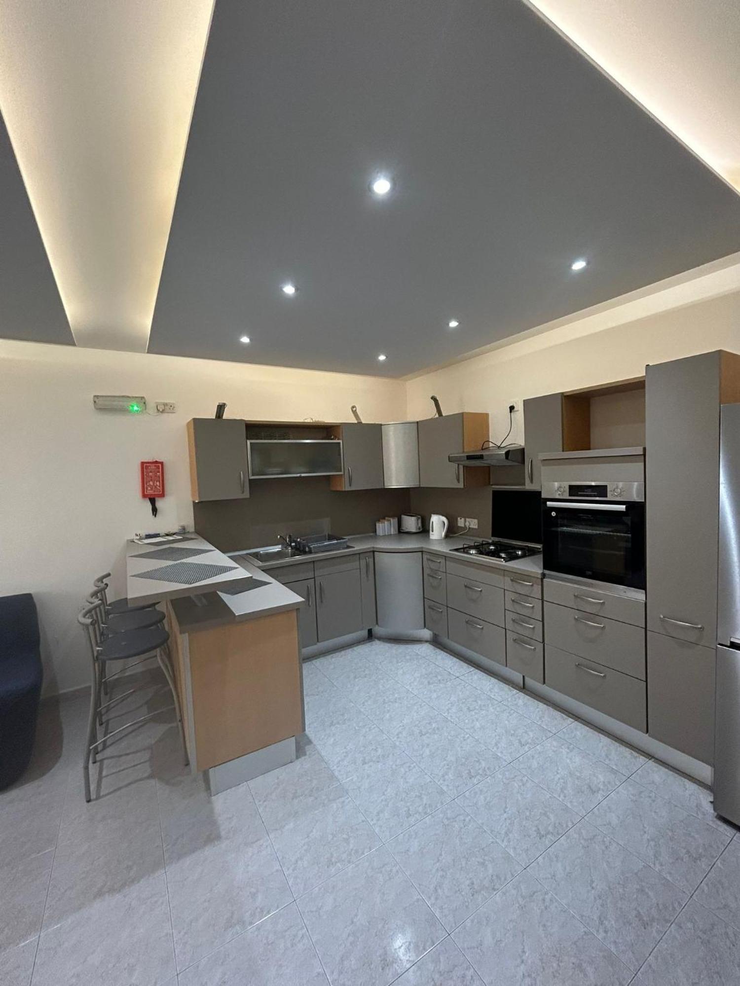 No 6 Poseidon Apartment Saint Julian's 外观 照片